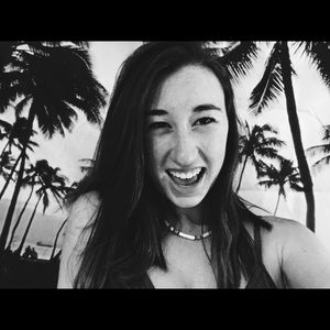 Meet your Posher, Maggie